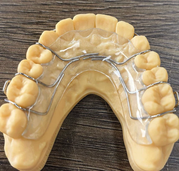 Reliable Hawley Retainer
